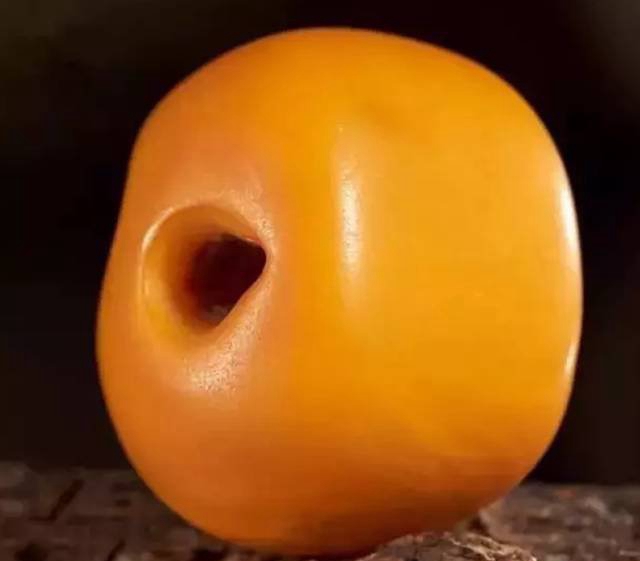 紅蜜蠟，時間使它顏色變得如此深沉！