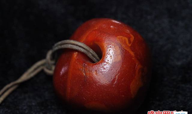要看懂老蜜蠟吊墜，你還差這幾分鐘！