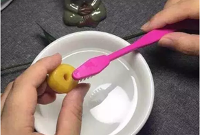 如何正確清洗老蜜蠟手串，這里有你想要的正確答案！