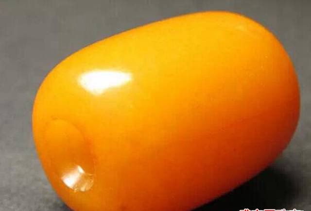 烤色蜜蠟把玩后效果圖，別把烤色當作假！