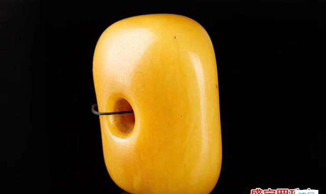 老雞黃油蜜蠟價格由什么所約束，你不好奇嗎？