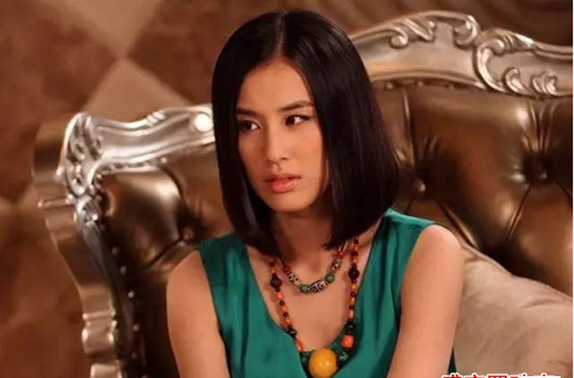 女士蜜蠟吊墜圖片，這樣戴出來的回頭率200%！