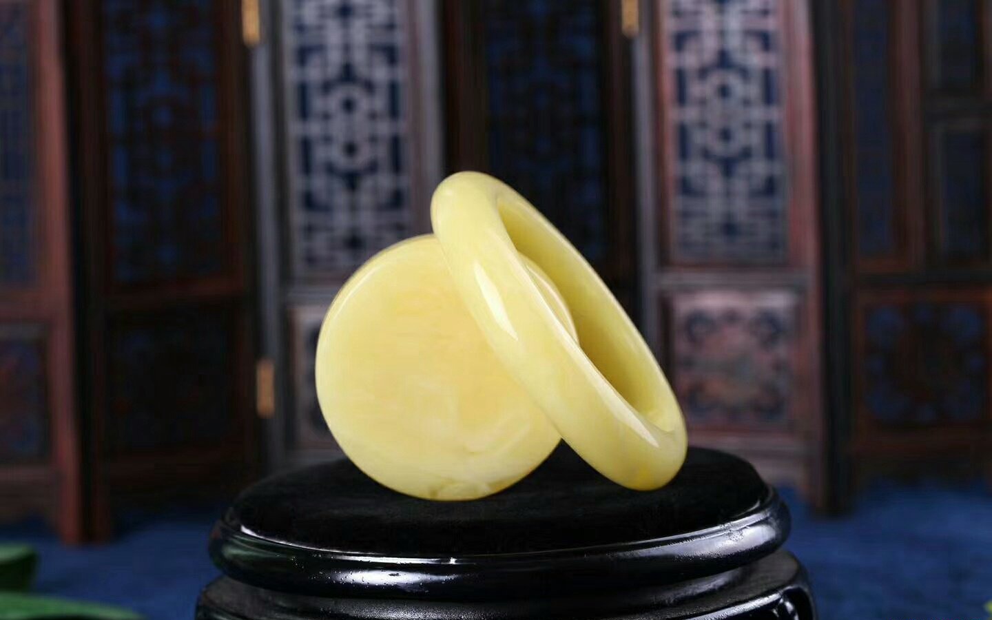 蜜蠟鐲子價格及圖片，千萬別問蜜蠟手鐲多少錢一克！