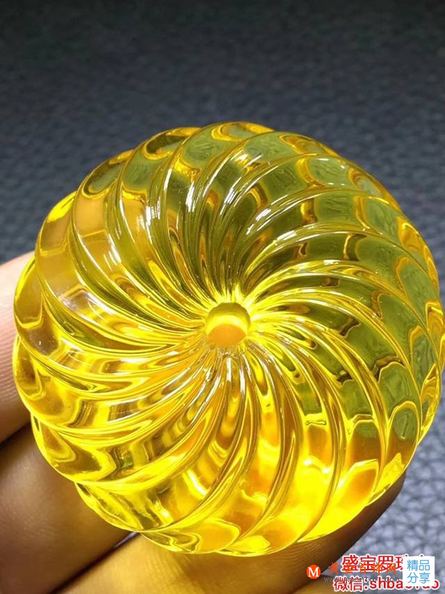 清化金珀朝珠價格