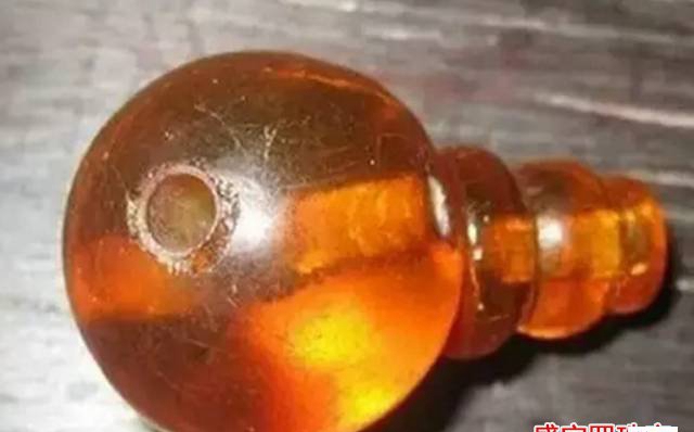 對于有蚊子蟲的老琥珀價格，看完這篇你就明白了！