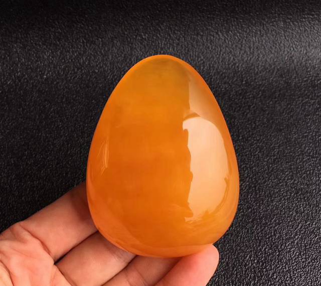 30克蜜蠟吊墜的價格要多少錢，看看你買貴了沒有？