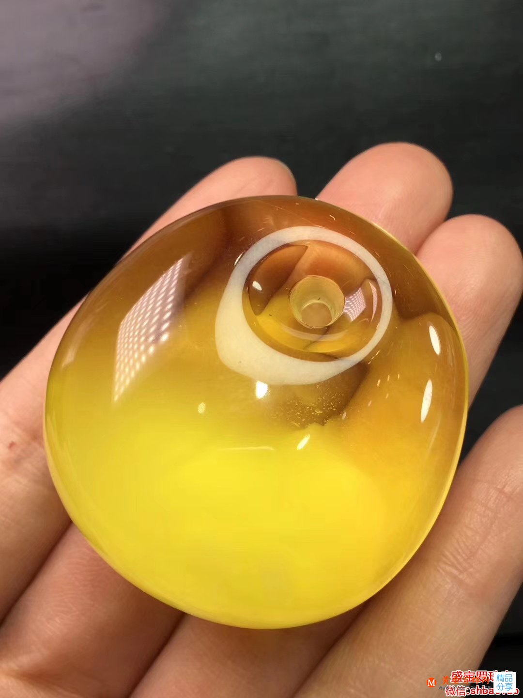 金絞蜜蠟吊墜價格及圖片