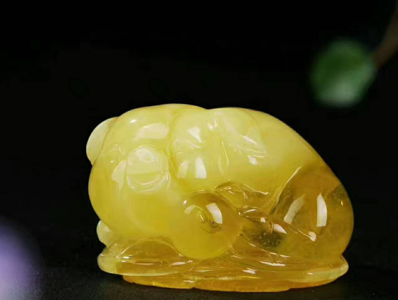 蜜蠟豬型吊墜價格