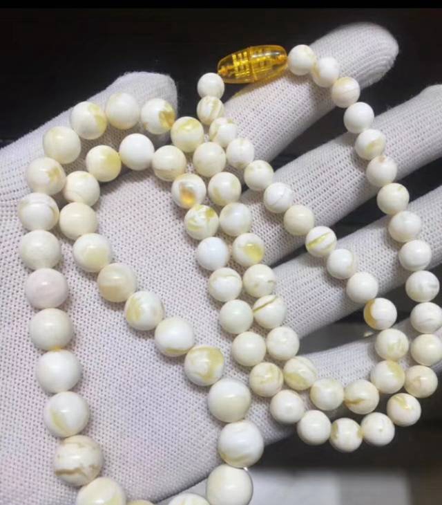 白蜜蠟項鏈多錢一克?