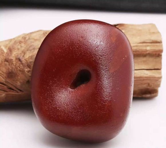 我們都錯了！原來老藏蜜蠟價格是這么判定的！