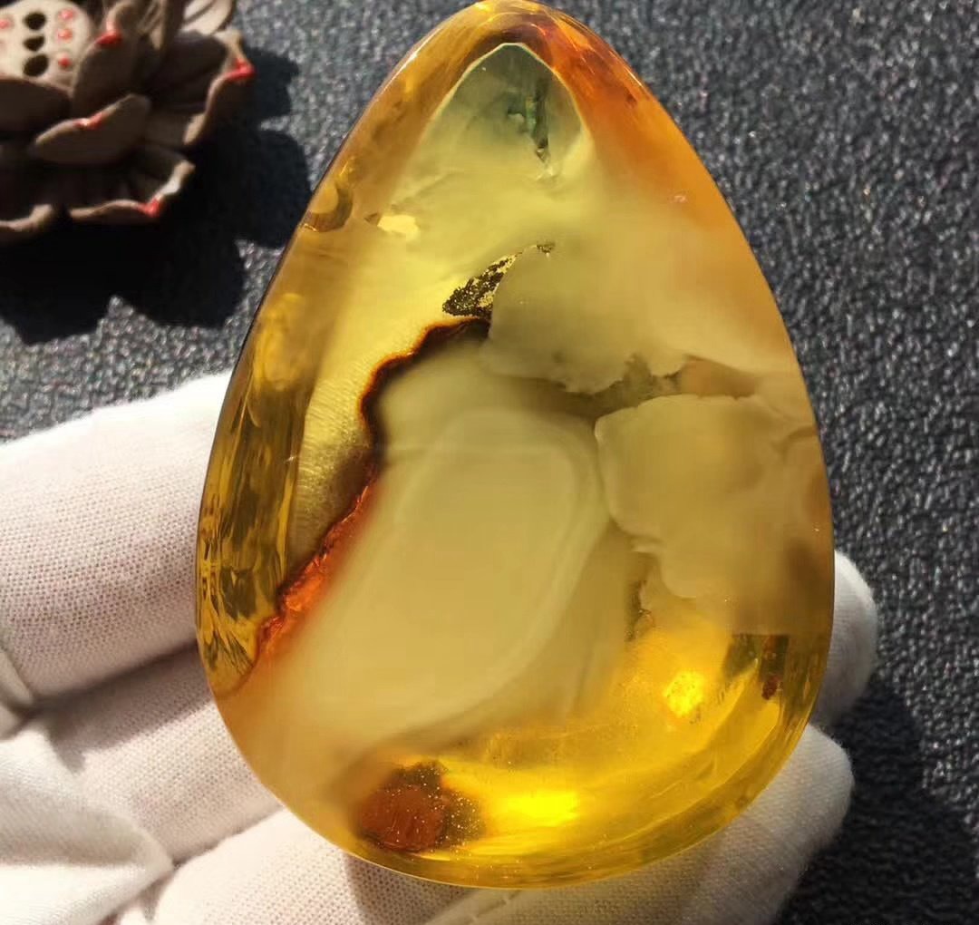 弄清楚琥珀蜜蠟區別，真的有那么重要嗎？