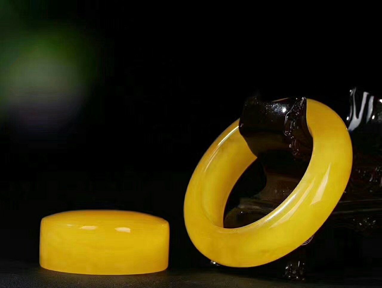 蜜蠟和琥珀的區別，無非就這幾個？