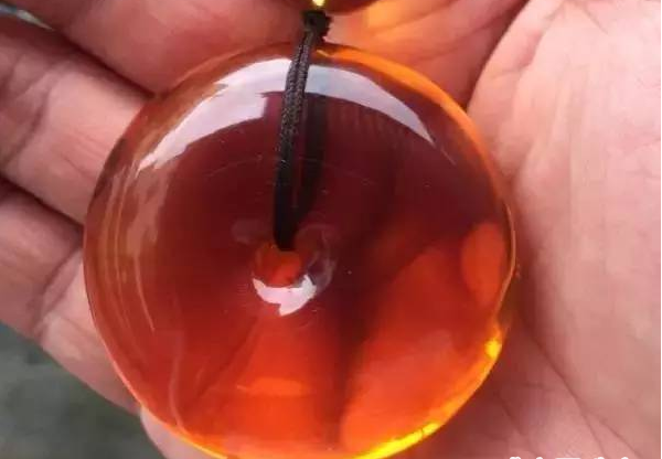 血紅茶琥珀價格