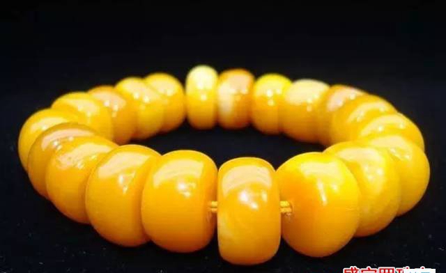 仿蜜蠟是什么材質，通常是下面這幾種！