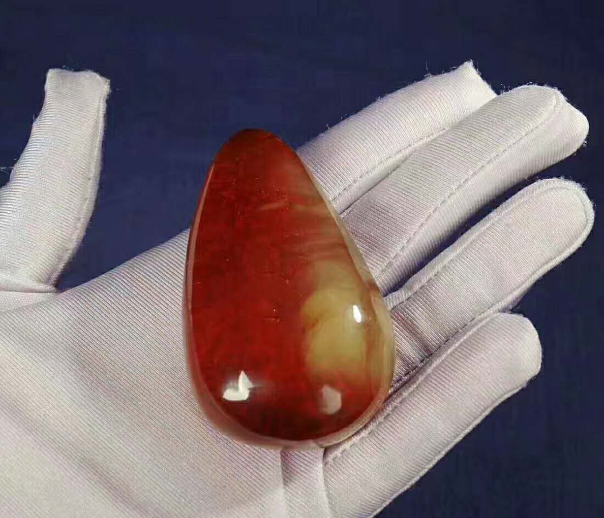 血琥珀價格多少錢一克，其作用有哪些？