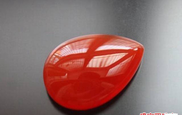 看過南紅圖片大全后，你需要了解的還有這些