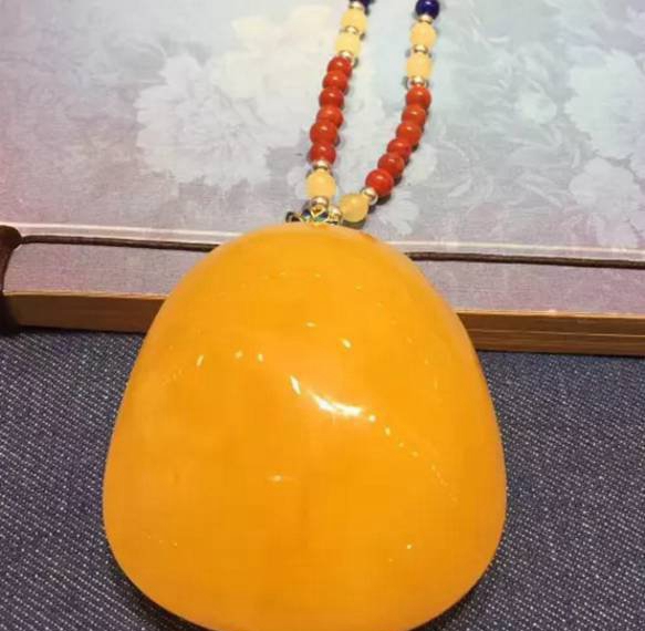雞油黃密蠟能佩戴嗎，不能戴的是這幾種！