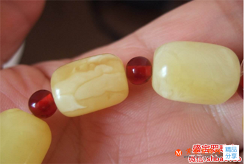 白花蜜蠟桶珠多少錢一克，你知道嗎？