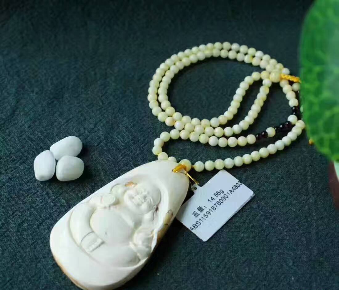 白蜜蠟多少錢一克，這樣挑選可以為你省下不少錢！