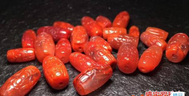喜歡南紅卻不知南紅九口料的，不算高端玩家