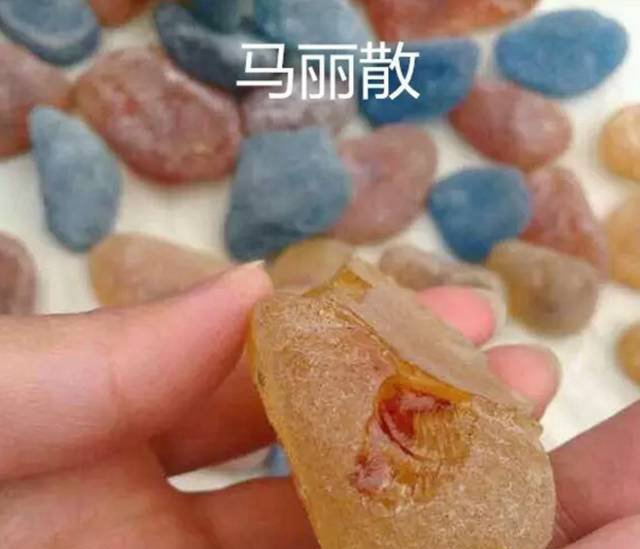 蜜蠟原石怎么辨別真假，這6種假蜜蠟原石經常能見到！