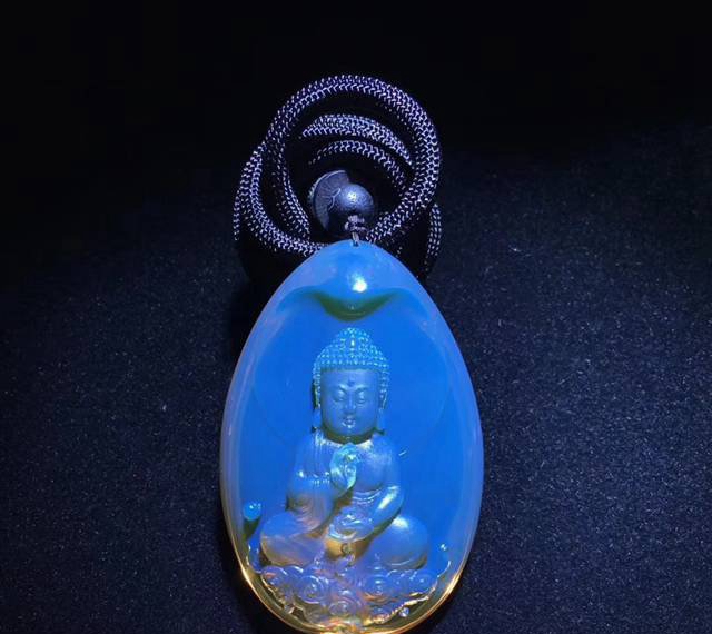 多米尼加藍珀多少錢一克，藍珀價格該如何估算？