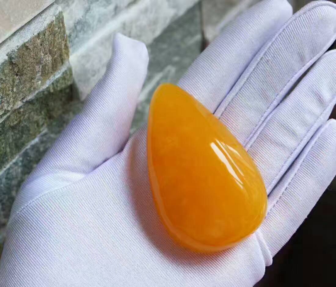 雞油紅蜜蠟手串價格，一次性為你說清楚！