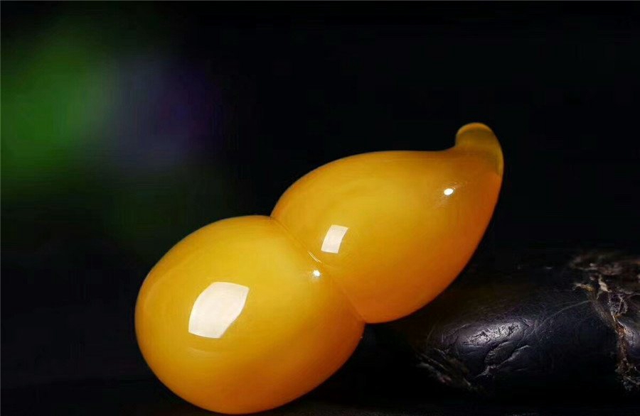 雞油黃白花蜜蠟價格，你應該知道的！