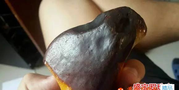 俄料原石蜜蠟多少錢一克？