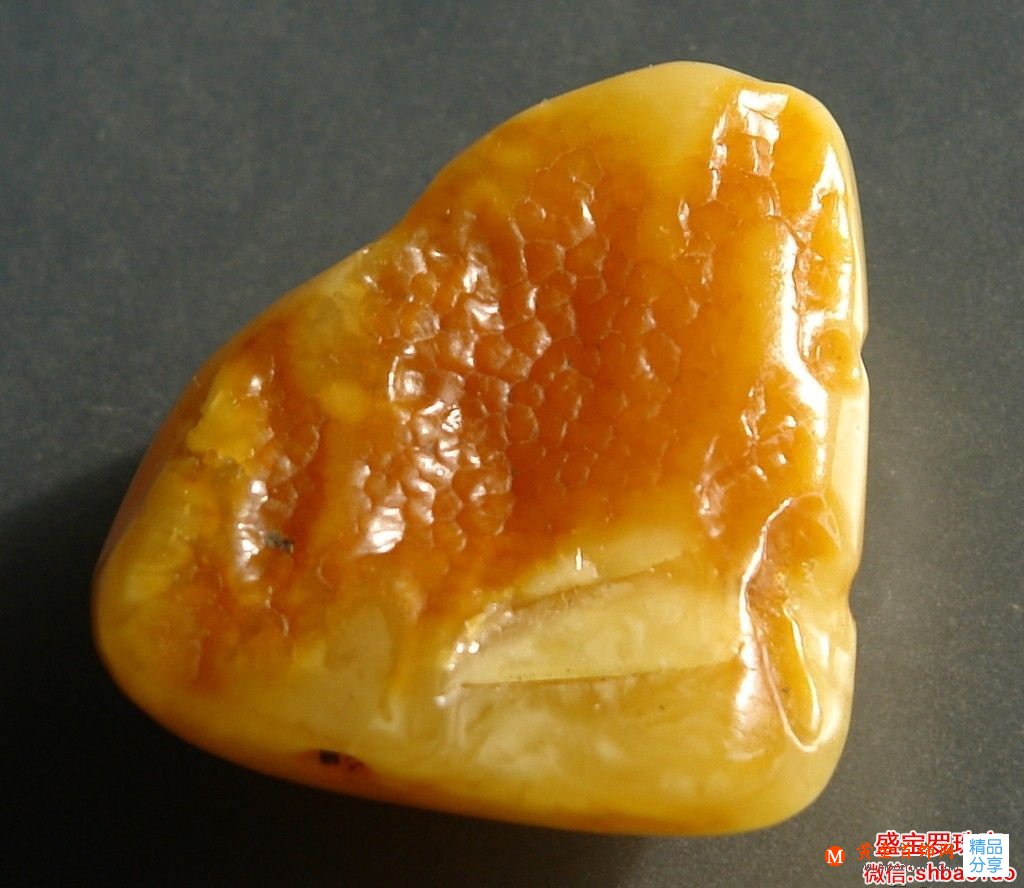 蜜臘原石多少錢一克，對于這個問題，小編也是無語了！