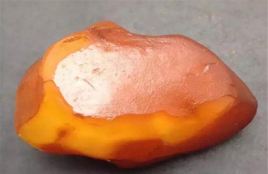 原石蜜蠟多少錢一克，如何判斷蜜蠟是的價格？