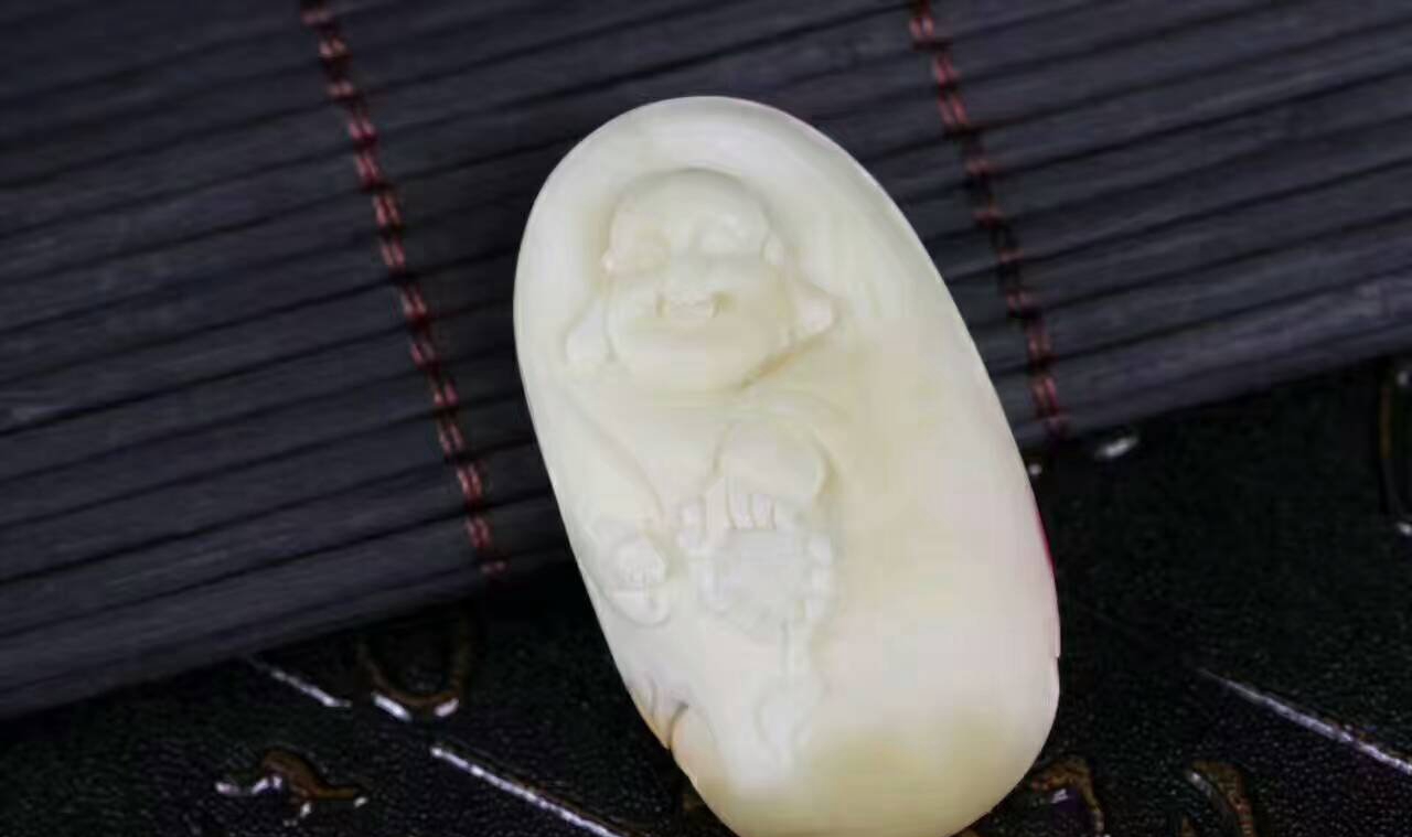 影響白蜜蠟雕件價格的因素，你造嗎？