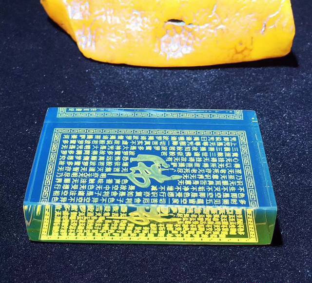 墨西哥黃色的藍珀多少錢一克，這里有最專業的回答！