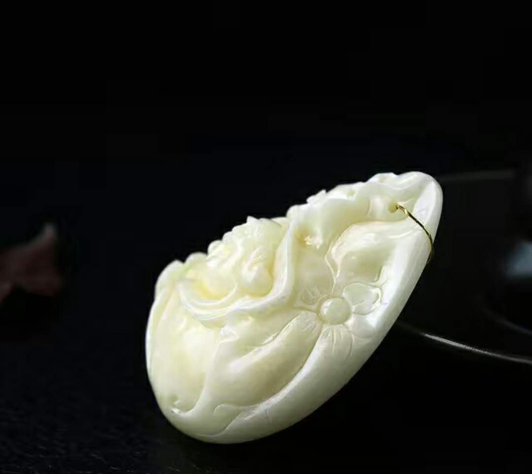 白蜜蠟手串價格及圖片，白蜜蠟的特點！
