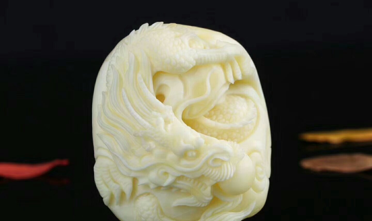 白蜜蠟的價格反超藍珀，理由有三！