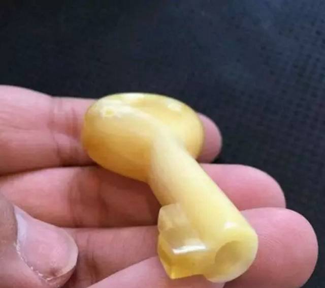 白花蜜蠟沒有拋光的樣子，你可曾見過！