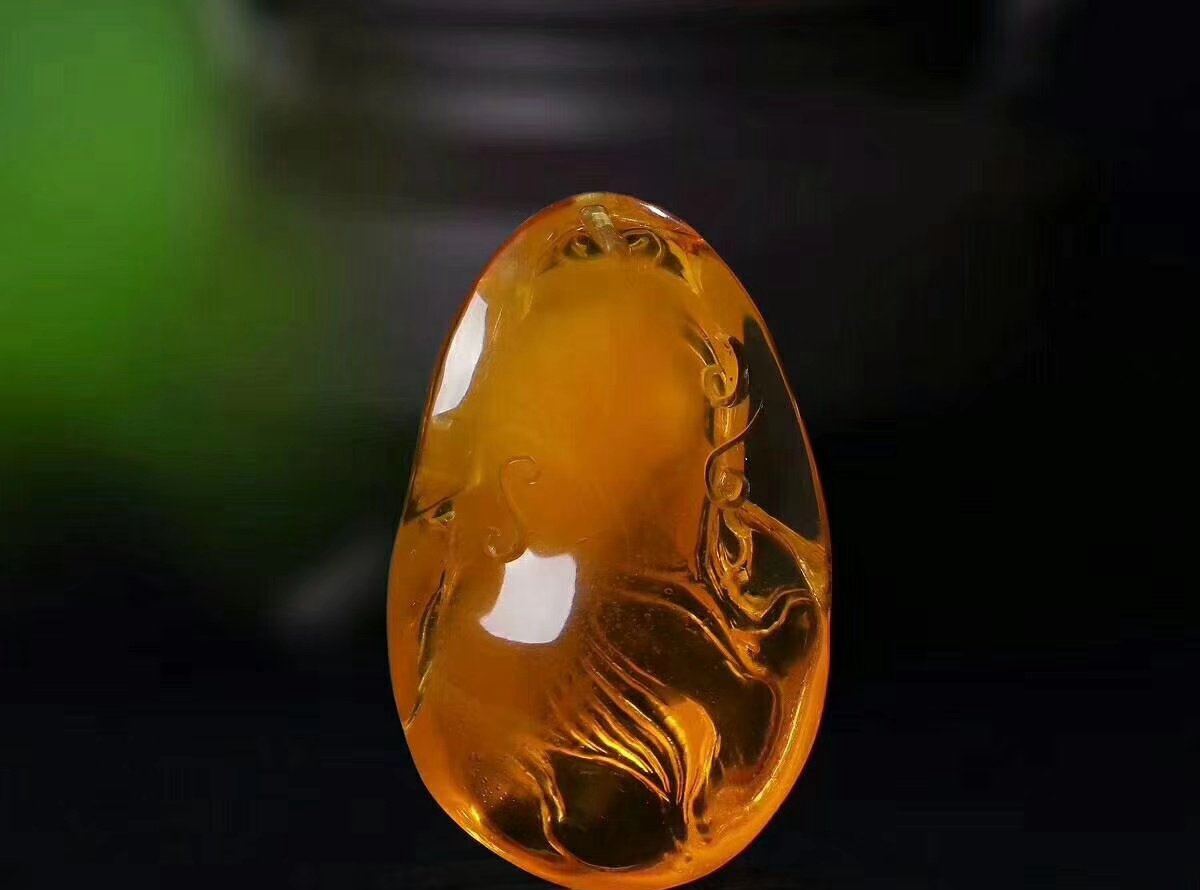 金絞蜜蠟多少錢一克，原來影響價格的幕后“黑手”是它！
