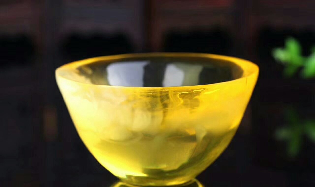金絞蜜蠟多少錢一克，錯過了瘋漲的雞油黃，還想錯過金絞蜜么?
