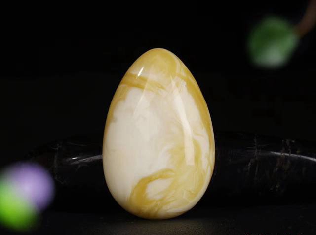 漂白花蜜蠟水滴貴嗎?