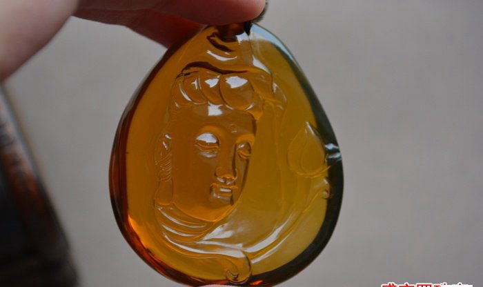 墨西哥琥珀的價格真的比不上多米藍珀嗎？