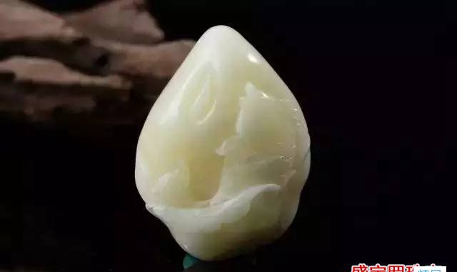 烏克蘭白花蜜蠟是怎么樣的，它有什么特點？