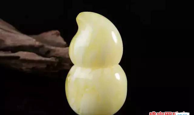 烏克蘭白花蜜蠟是怎么樣的，它有什么特點？