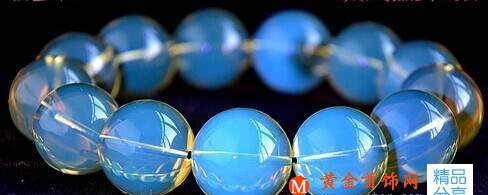 墨西哥琥珀價格是多少，對比一下多米藍珀，認真的辨別，這些你一定關心