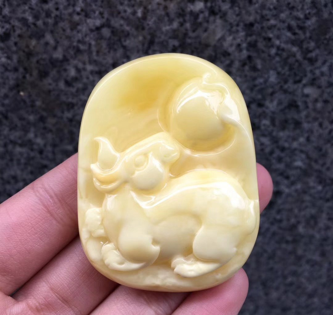 白花蜜蠟掛墜價格