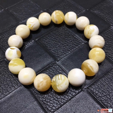 蜜蠟中帶白花好嗎？什么價?