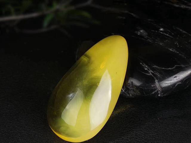 金絞蜜和蜜蠟哪個好，別糾結這里有答案！