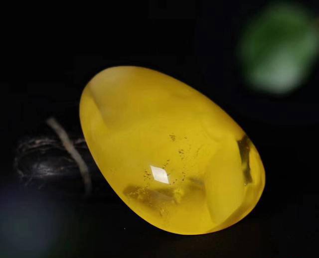 金絞蜜蠟和滿蜜哪個好?