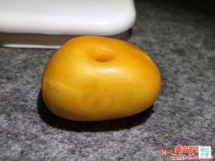 最好的老蜜蠟多少錢一克，俗氣點，給它們取名為北京“一套房”