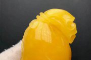 蜜蠟琥珀有什么區別，教你三分鐘快速辨別琥珀蜜蠟！