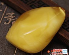 琥珀蜜蠟掛墜價格，先看完這些我們再談！